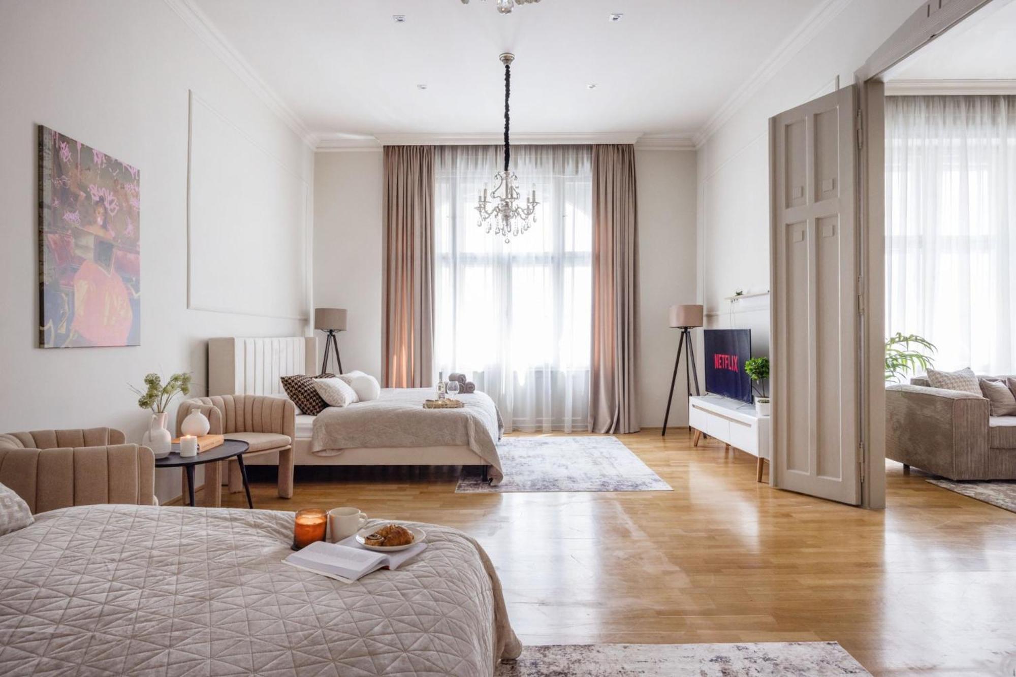 Timeless Elegant Apartment By Opera House Βουδαπέστη Εξωτερικό φωτογραφία