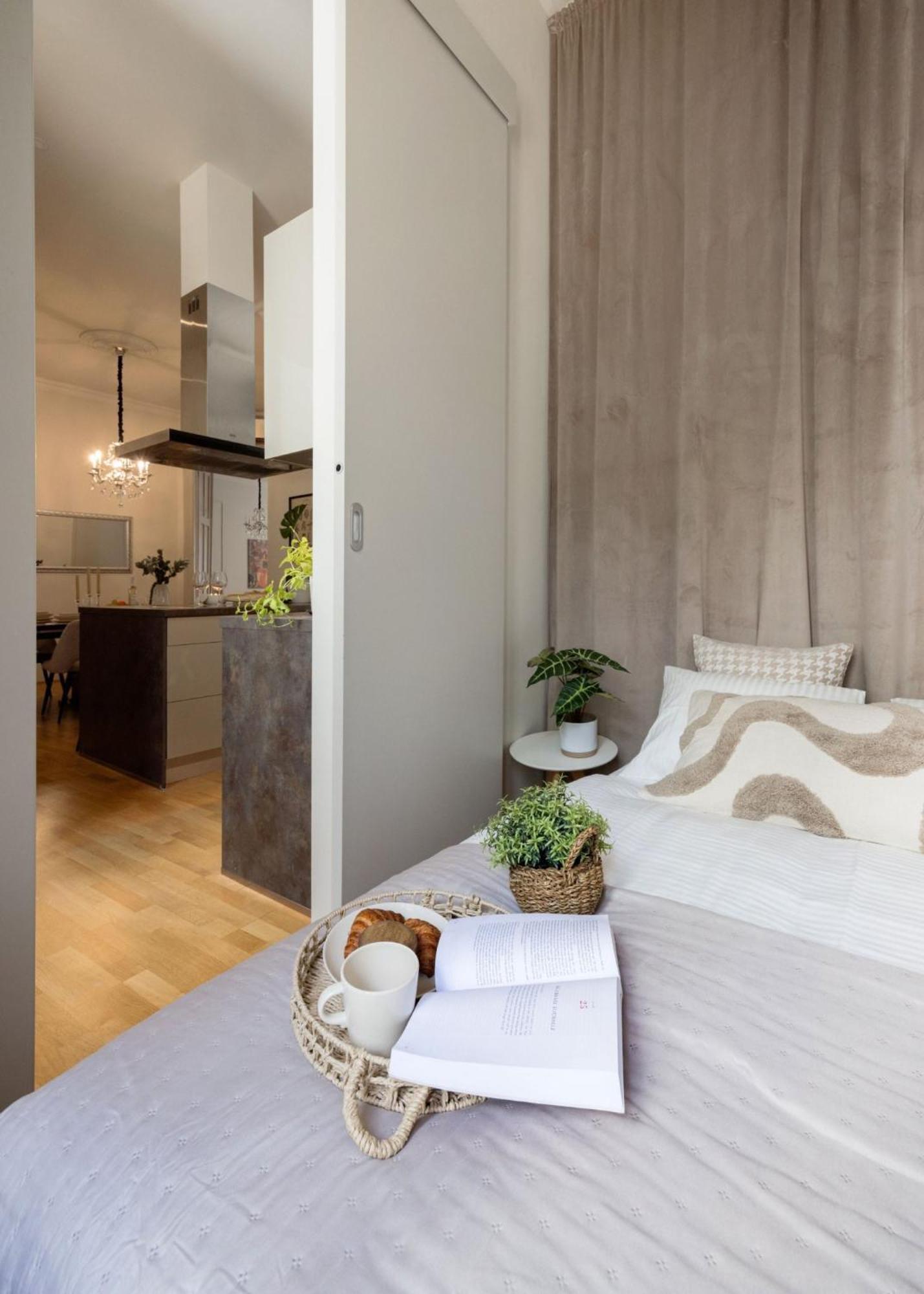 Timeless Elegant Apartment By Opera House Βουδαπέστη Εξωτερικό φωτογραφία