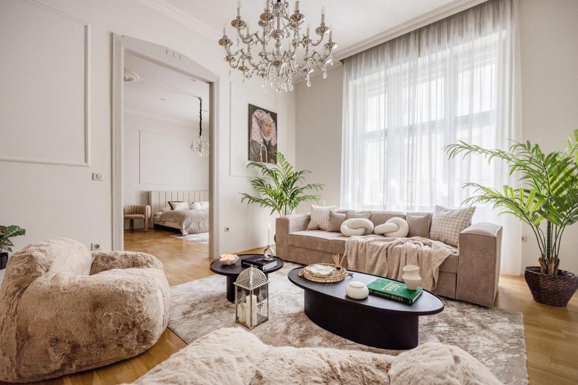 Timeless Elegant Apartment By Opera House Βουδαπέστη Εξωτερικό φωτογραφία